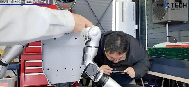 日本人拆解中国机器人和电动车想学啥