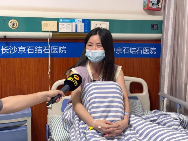 女子右肾藏结石贸然碎石险酿大祸 乱投医险入“鬼门关”