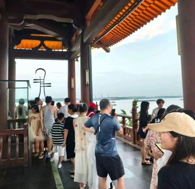 九江文旅回应琵琶亭爆火 国风打卡地再现辉煌