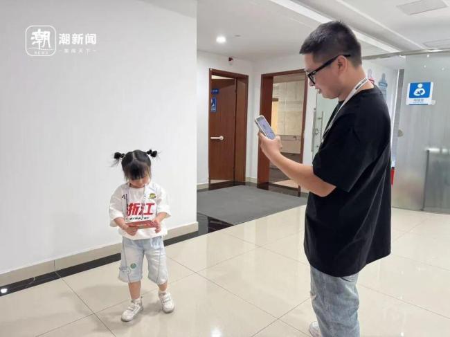 全红婵为浙BA开球 小候鸟梦想成真