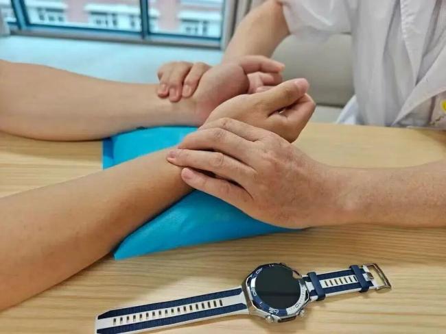 一男子迷信AI辅助减肥险丧命