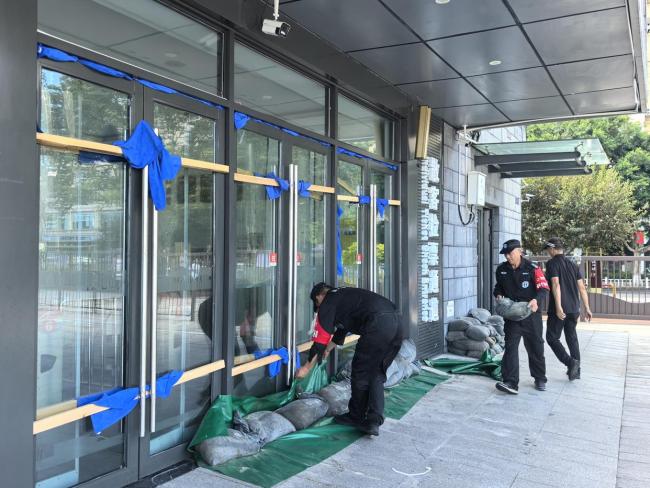 台风“白海豚”来袭 温州两景区闭园