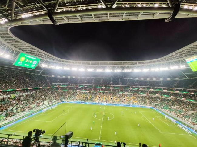北京国安主场4-0大胜深圳新鹏城 后劲十足势头良好
