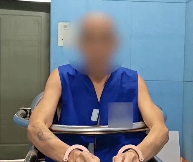 海南一男子杀人后逃进深山 活得像野人