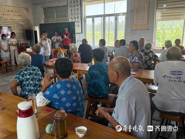 残疾夫妻无偿帮助周边村落留守儿童5年 爱心汇聚成温暖家园