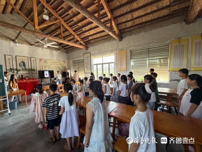 残疾夫妻无偿帮助周边村落留守儿童5年