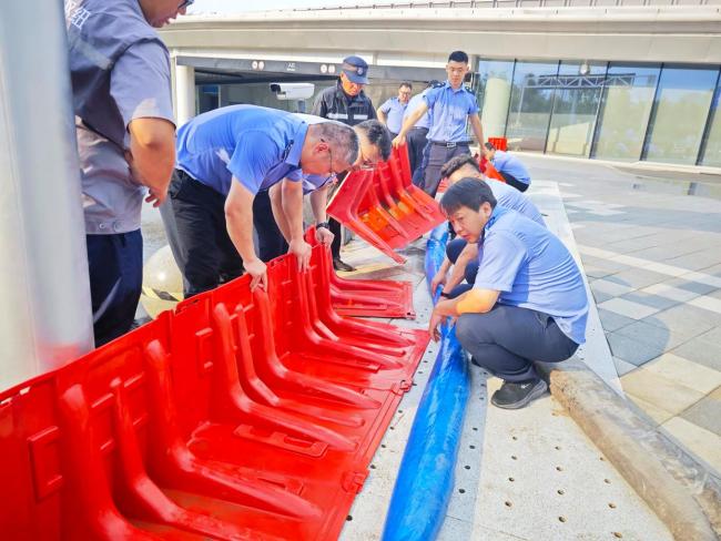北京民航部门计划取消航班57架 应对强降雨影响