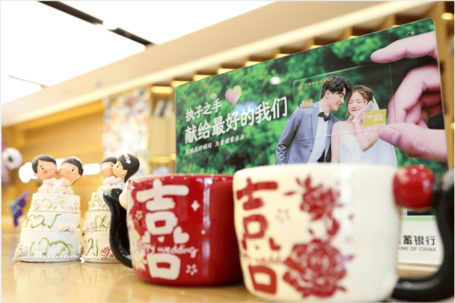 多地景区音乐节现场可领结婚证