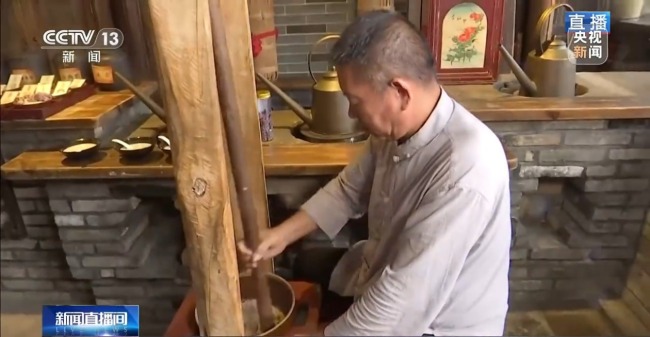 黑茶、新式茶饮齐聚 解锁益阳古巷消费新场景