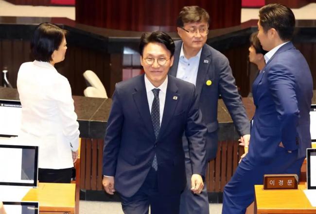 金民锡当选韩国执政党共同民主党党首 清华校友新任党首