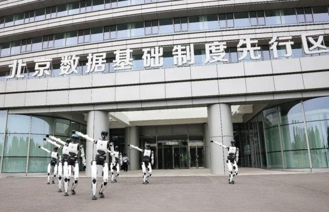 世界机器人大会透视产业“换挡” 从秀肌肉到接订单