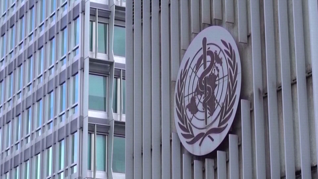 当地时间18日,世卫组织召开紧急委员会会议,世卫组织总干事谭德塞表示,刚果(金)埃博拉疫情快速蔓延,进一步在国内和国际传播的风险仍然较高。目前疫情已成为有记录以来规模第二大的埃博拉疫情,且传播速度超过此前任何一次埃博拉疫情。疫情防控仍需要加快数据共享、加强监测、持续提供资金并加强跨境协调。