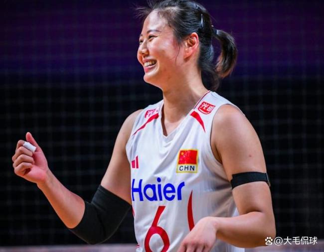 中国排协领导慰问女排将士，激励女排国家队亚锦赛冲冠！背水一战冲击奥运门票