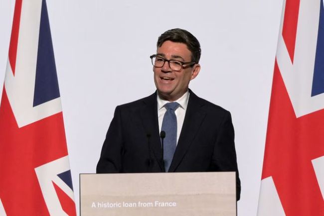 英国首相伯纳姆会见法国总统马克龙 聚焦移民与乌克兰支持