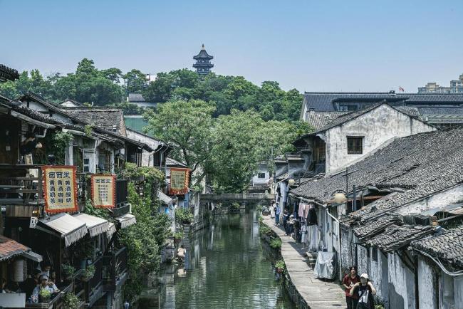 来书圣故里打卡江南版葫芦娃 网红葫芦成新晋顶流