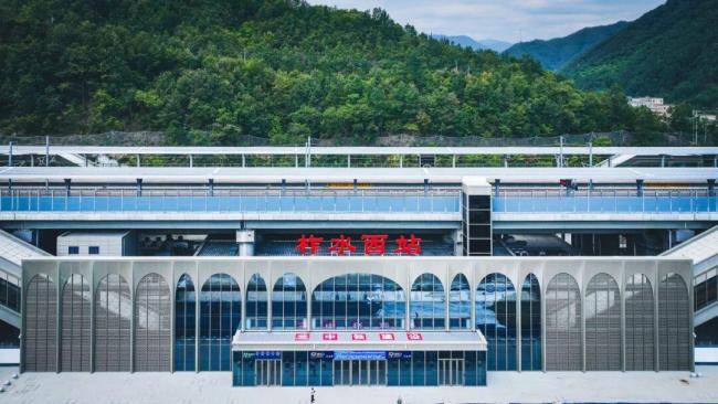 西康高铁四座新建客运站房装修完成 设计巧思展现地域特色