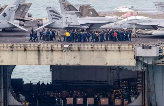 美林肯号航母官兵5天消费1亿泰铁 海上苦旅后的狂欢