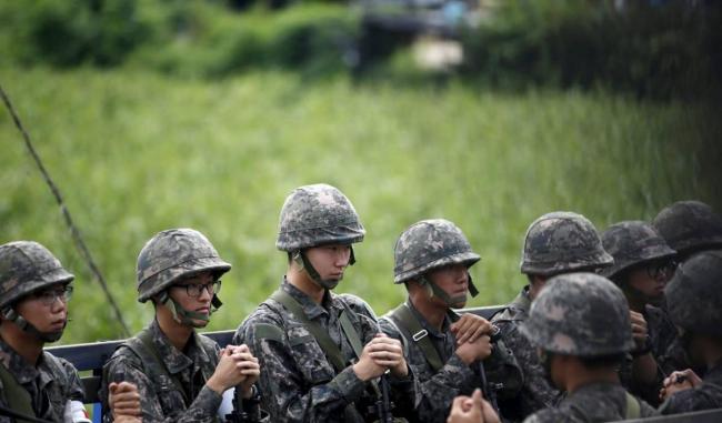 美国步步紧逼韩国 削减军演施压派兵伊朗