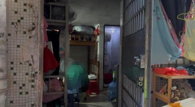 梅姨被抓前在广州摆摊卖切块芒果