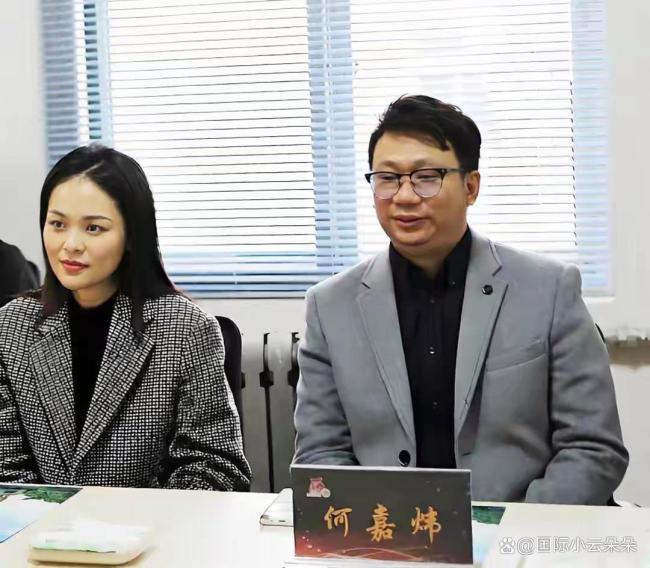 谭仲池怀念龚爽 秋雨中的哀歌