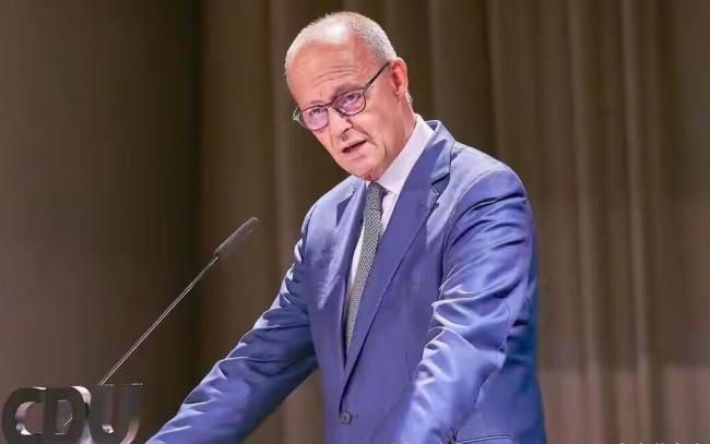 魏德尔：德国政坛最具争议女领袖 引发全球关注