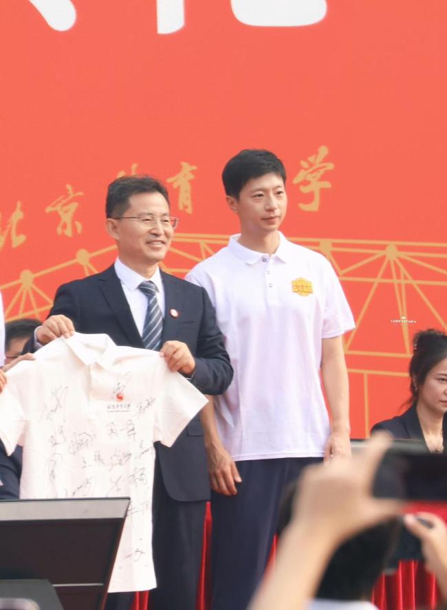 马龙崇拜成为北京体育大学博士接头生