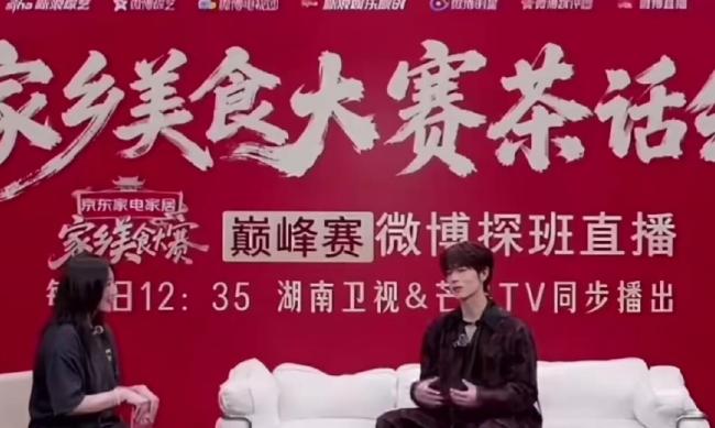 曾辉在披哥胖到156斤 饭搭子的“劝饭”威力