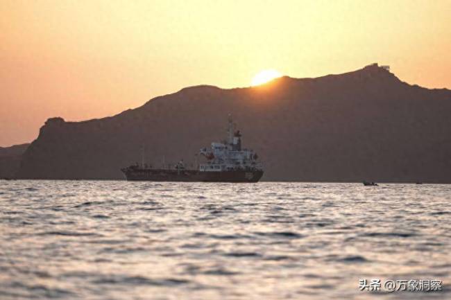 胡塞武装控制曼德海峡有何影响 全球贸易受威胁
