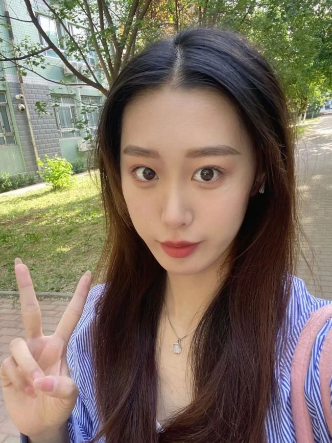 德州女孩为了当兵,剪掉留了多年的长发