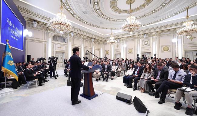 民调支持率跌新低李在明道歉 反省施政不足