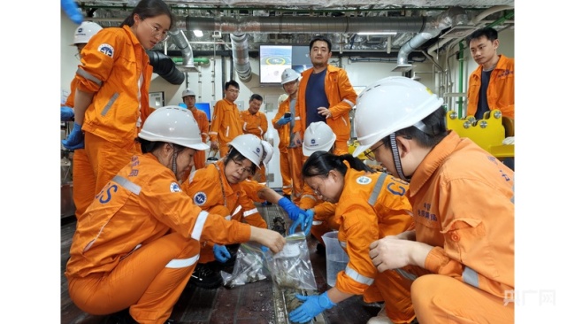 梦想号刷新我国自主实施最大作业水深钻探纪录 深海钻探“首秀”成功