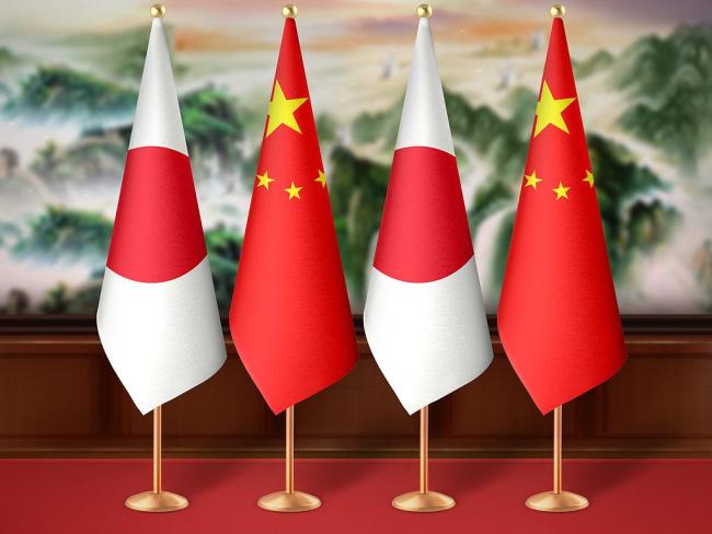 日本民间呐喊叫不醒装睡的高市 经济自救难弥政治裂痕
