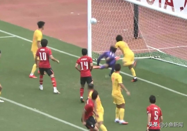 中国U23国足1-1被扳平！韩国利用角球机会头球破门