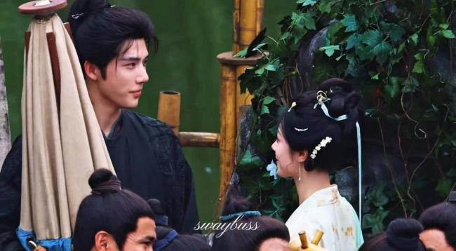 李小冉抱怨无戏可拍 行业寒冬下的真实写照