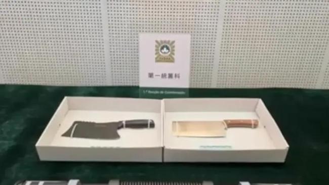 二十年夫妻因1万元打斗致丈夫死亡