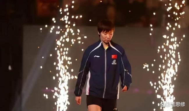 王曼昱教科书式破解削球 以柔克刚的对决