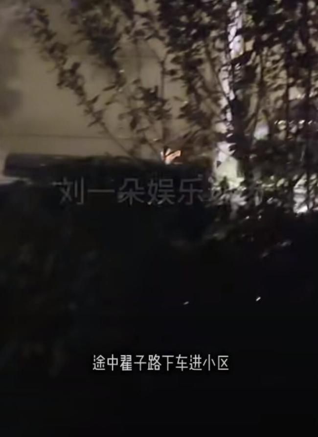 胡先煦李宛妲疑似买新房同居 恋情再引热议