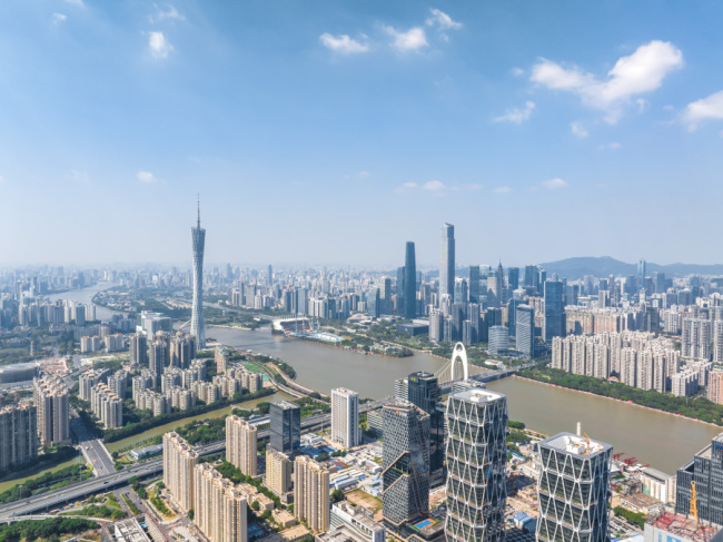 广交会：爆款迭代见证中国智造跃升 未来感科技引领新生态