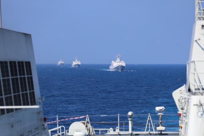 南部战区海军多舰编队亮剑海天 实战化训练淬炼应急应战本领