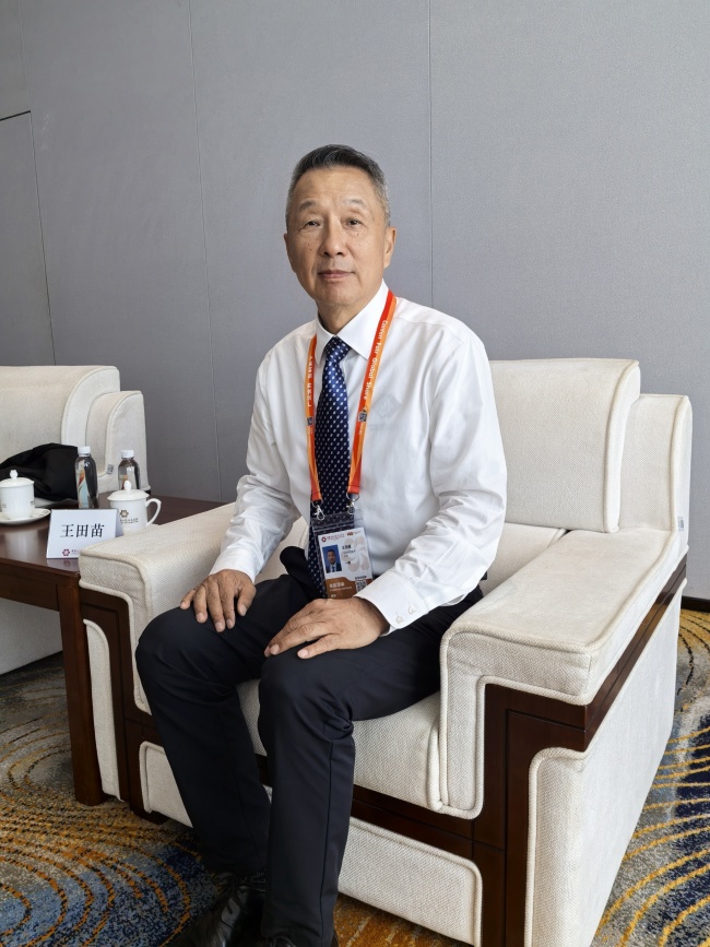 学者:人工智能发展红利会分多轮释放