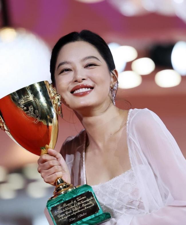 辛芷蕾入围金鸡奖提名
