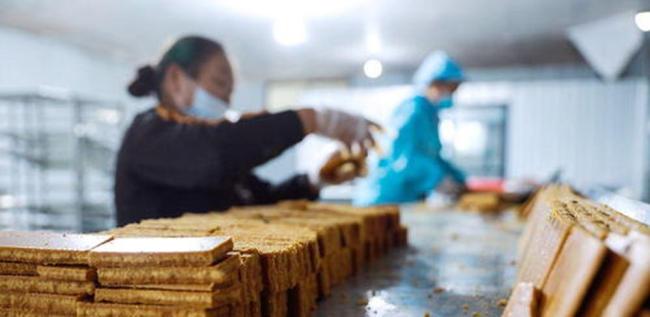 麻阳红糖断货 张雪挑战吉尼斯带动销量