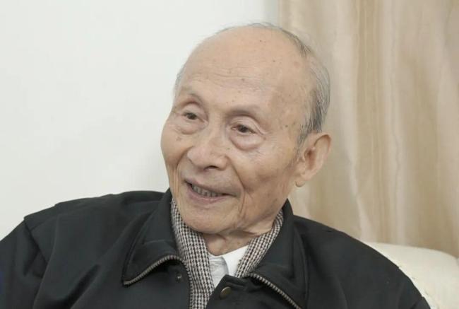 中国排球名宿张然去世