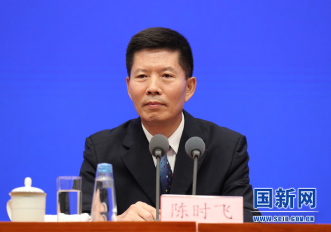 国家药品监督管理局副局长陈时飞 国新网图记者:当前,中国国产新冠