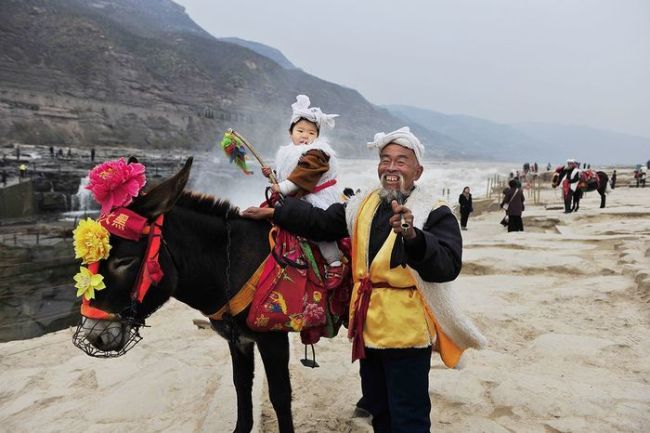 济南摄影家刘福海，34年只拍一条河，屡获国际大奖