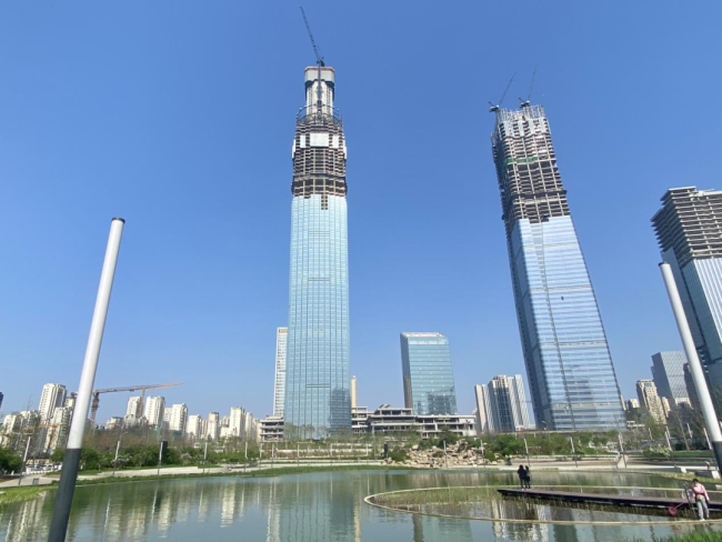 "山东第一高"封顶倒计时,428米绿地山东国金中心全球热售中