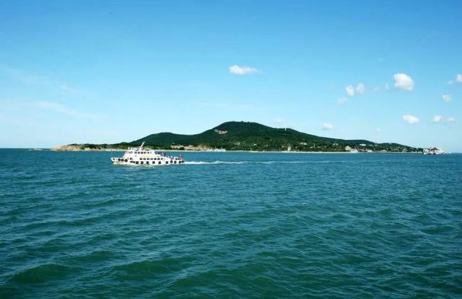 海岛旅游正当时——春归后的威海刘公岛精彩依旧、不改初“新”
