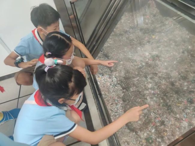 垃圾分类知多少？山师附小2019级8班同学寻访“垃圾处理科普教育展示基地”