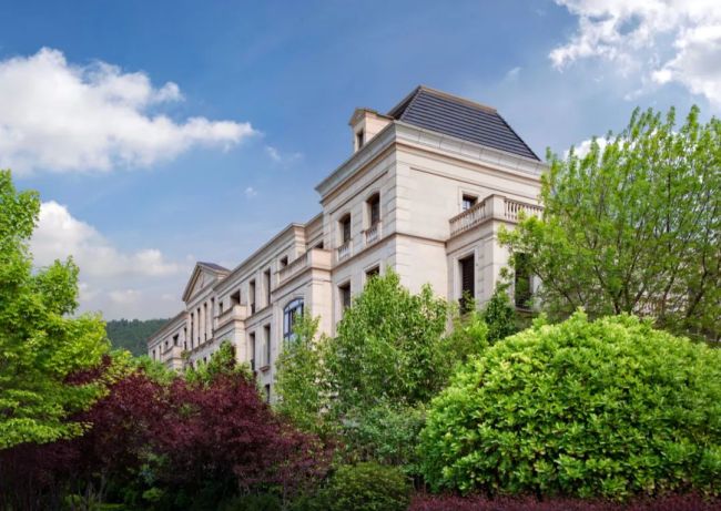 首付30万元起入住伴山纯洋房济南绿城桂语朝阳