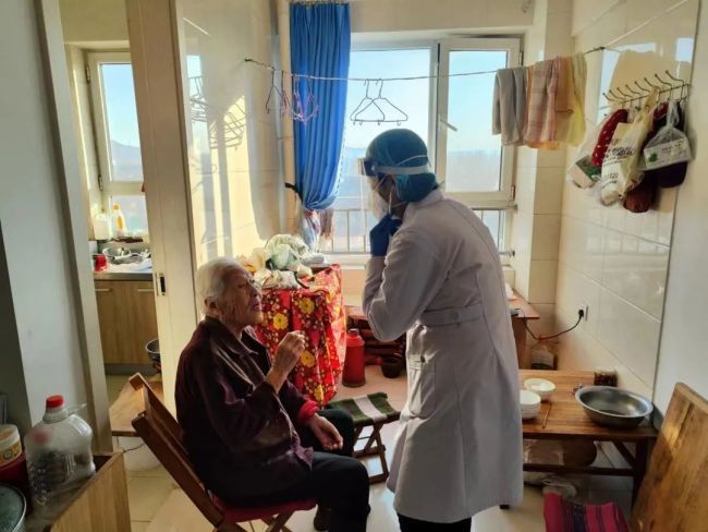 淄博高新区：关爱老人在行动 健康服务送上门